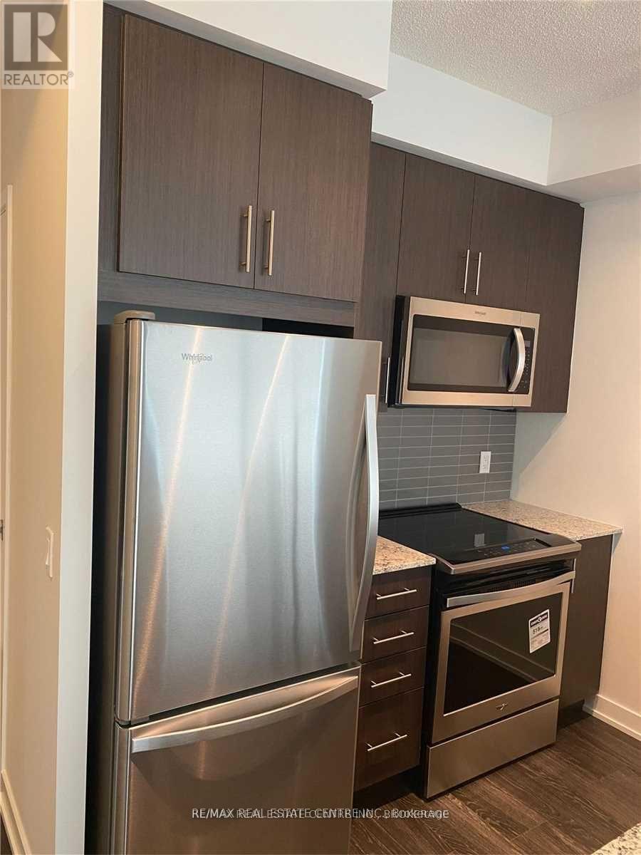 1218 - 4055 Parkside Village Drive, Mississauga, Ontario  L5B 0K8 - Photo 6 - W12605588