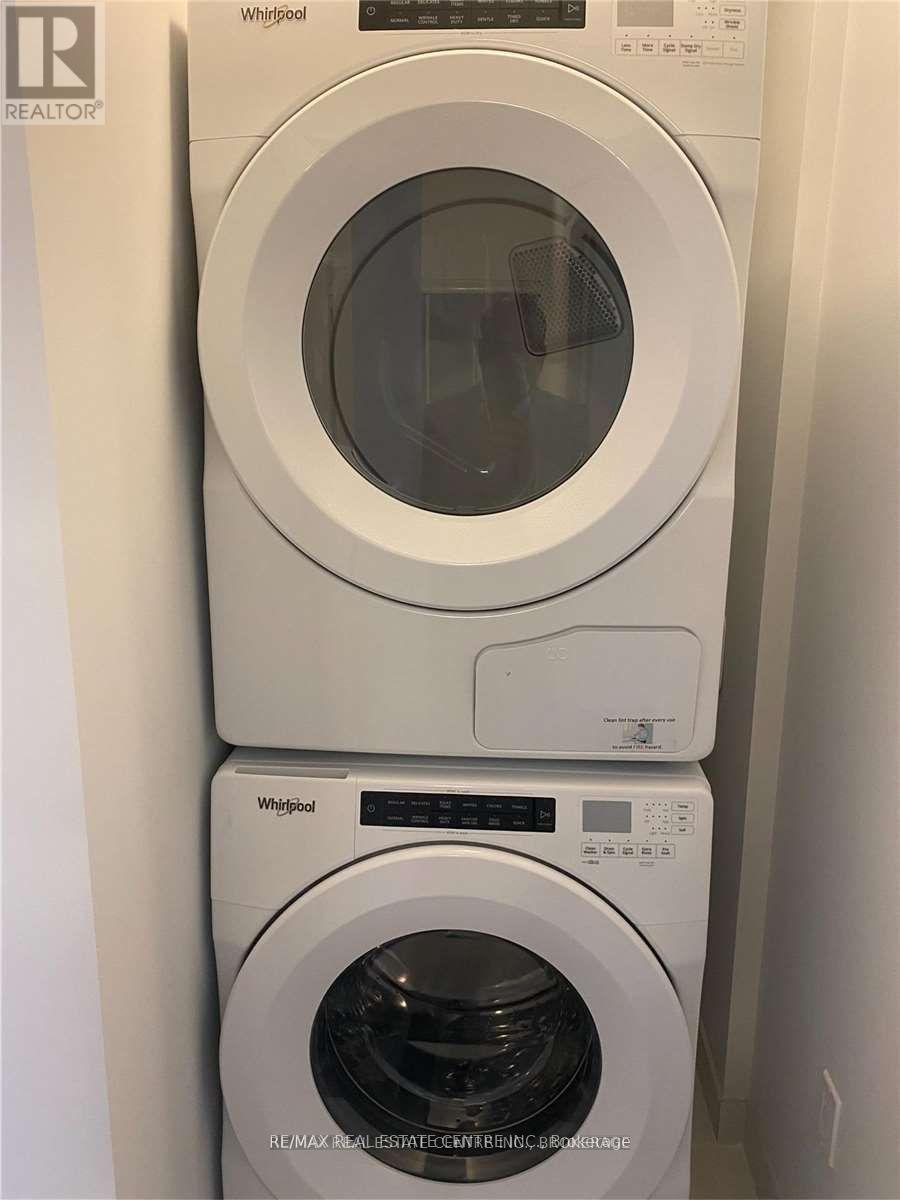 1218 - 4055 Parkside Village Drive, Mississauga, Ontario  L5B 0K8 - Photo 9 - W12605588