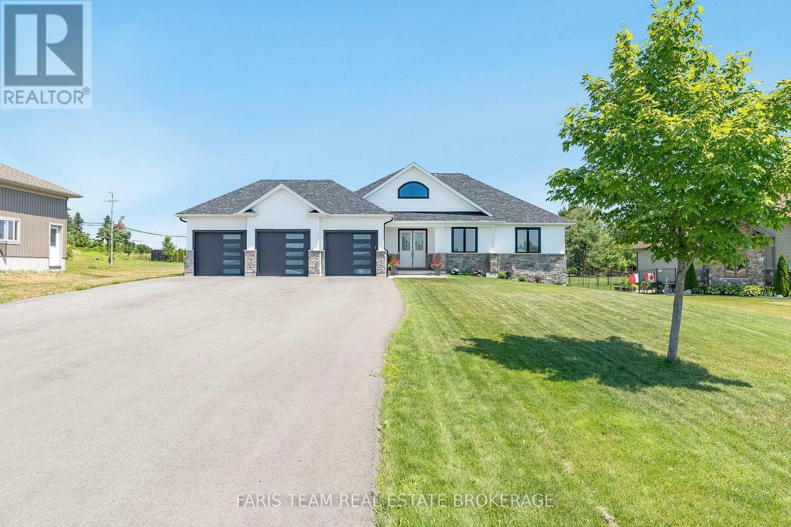 5 Breanna Boulevard, Oro-Medonte, Ontario  L3V 6H2 - Photo 3 - S12436488