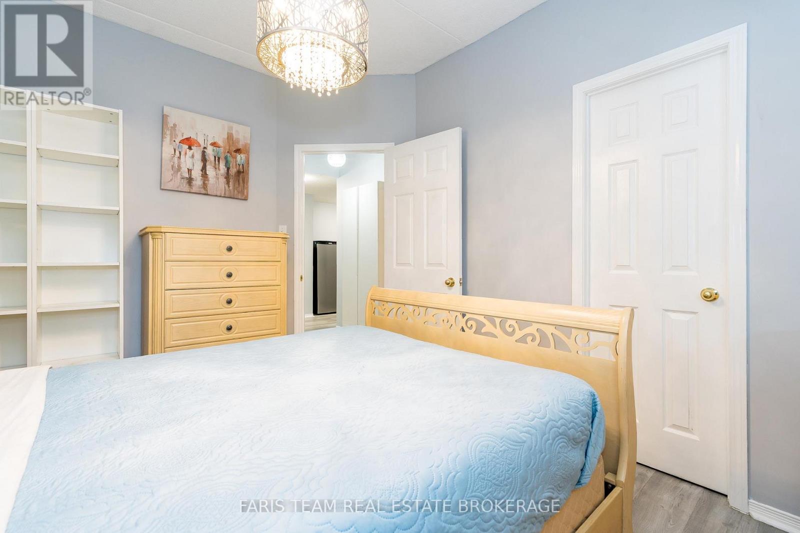 101 - 115 Bond Street, Orillia, Ontario  L3V 1J7 - Photo 17 - S12471770