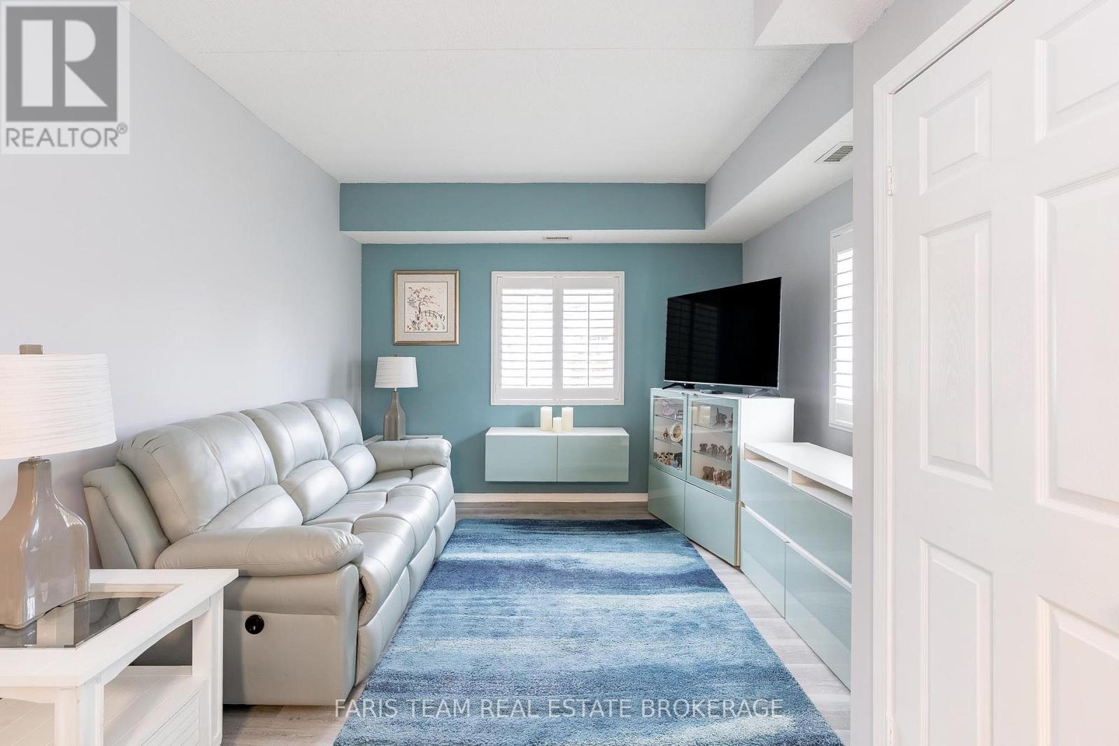 101 - 115 Bond Street, Orillia, Ontario  L3V 1J7 - Photo 14 - S12471770