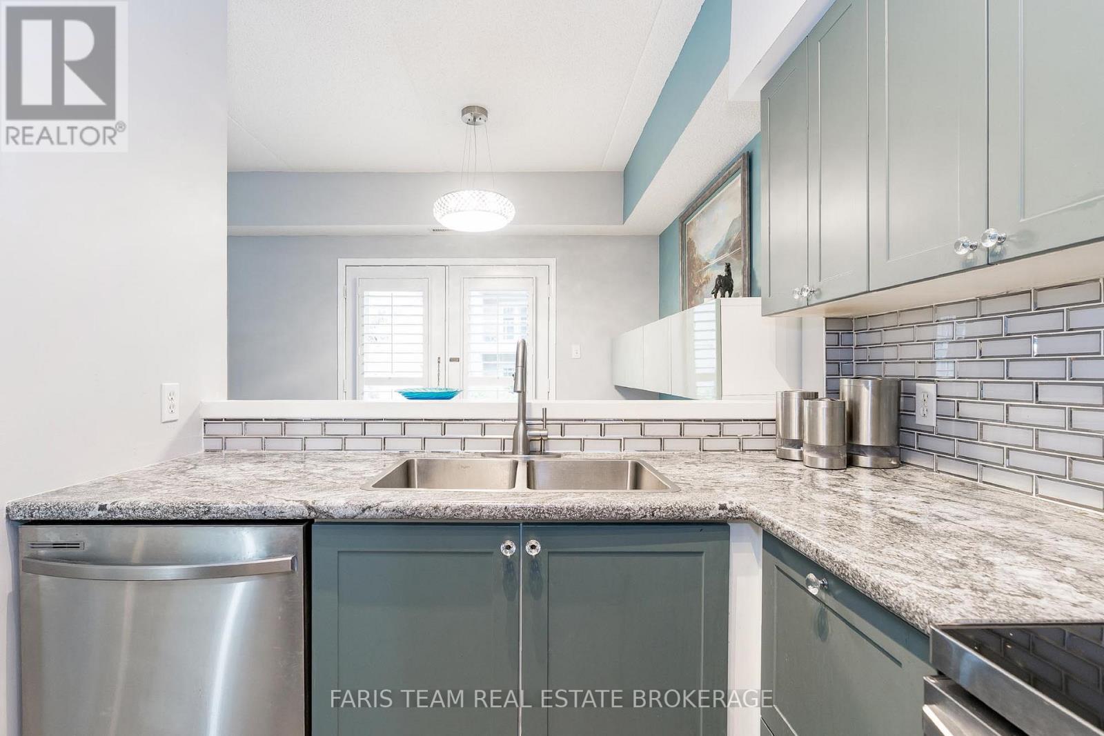 101 - 115 Bond Street, Orillia, Ontario  L3V 1J7 - Photo 9 - S12471770