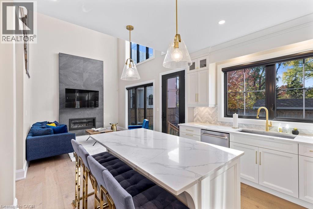 308 Appleby Line, Burlington, Ontario  L7L 2X5 - Photo 15 - 40792641