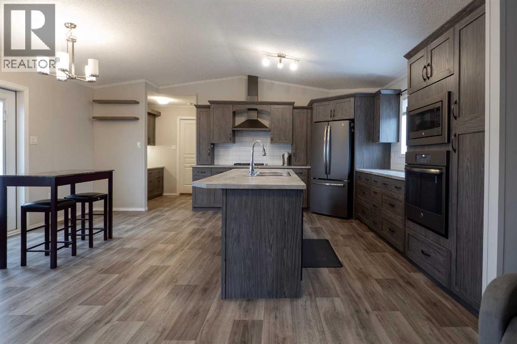 153 Beardsley Crescent, Fort Mcmurray, Alberta T9H 2S1 - Photo 9 - A2272226