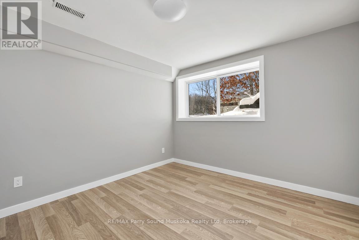 53 124 Highway, Mcdougall, Ontario  P2A 2W9 - Photo 31 - X12605592