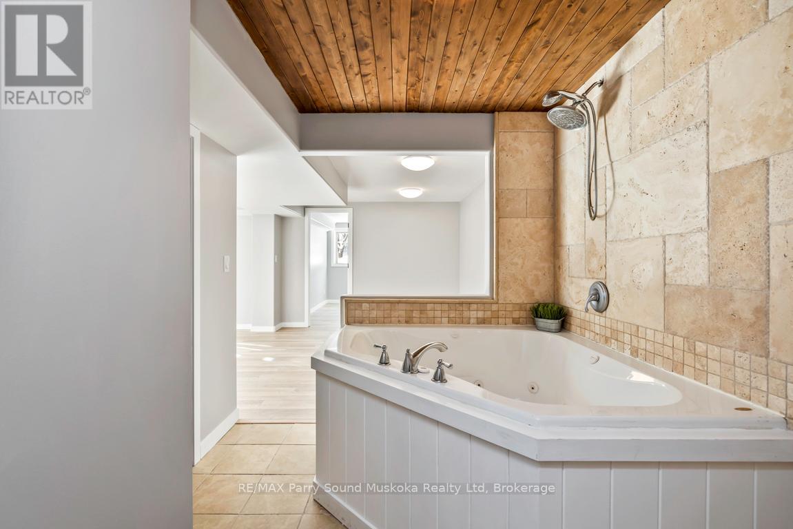 53 124 Highway, Mcdougall, Ontario  P2A 2W9 - Photo 36 - X12605592