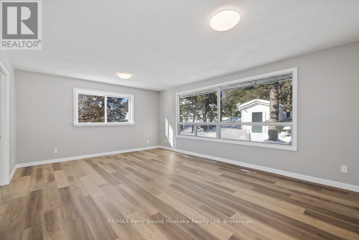 53 124 Highway, Mcdougall, Ontario  P2A 2W9 - Photo 7 - X12605592