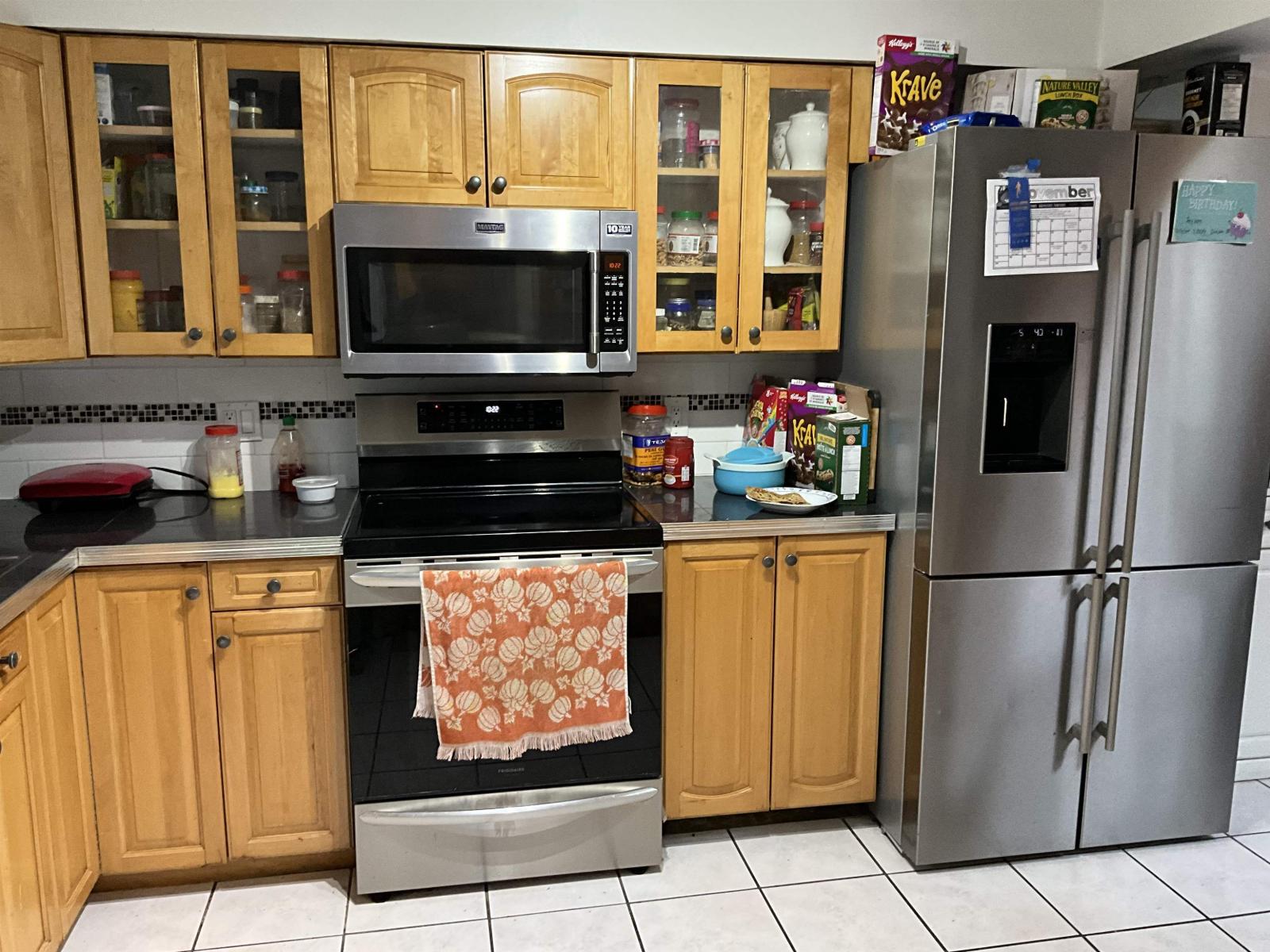 13833 114 Avenue, Surrey, British Columbia V3R 2L8 - Photo 2 - R3060575