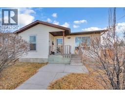 120 Castlebrook Rise Ne Castleridge, Calgary, Ca