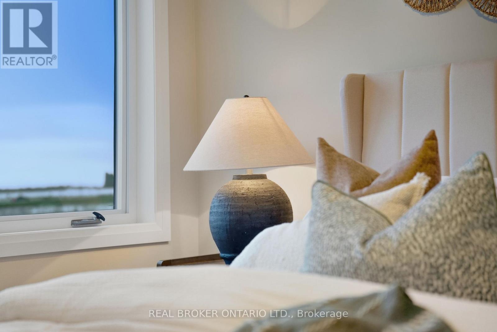 17 - 29 Weymouth Street, Woolwich, Ontario  N3B 0G3 - Photo 14 - X12605524