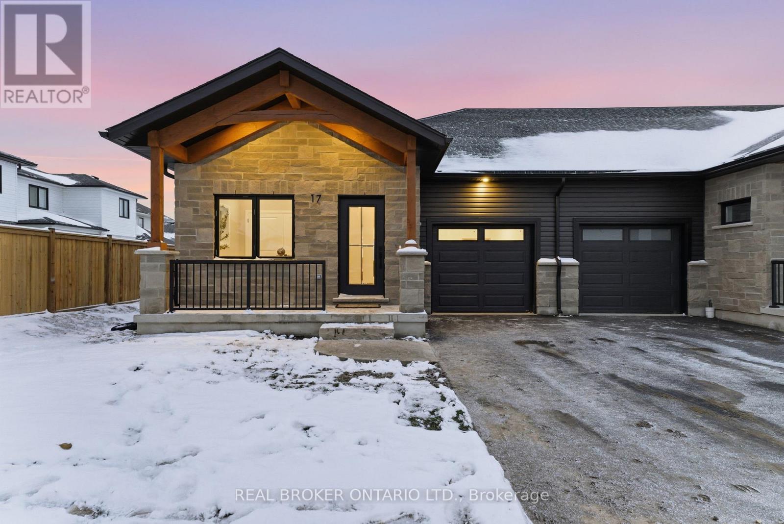 17 - 29 Weymouth Street, Woolwich, Ontario  N3B 0G3 - Photo 2 - X12605524