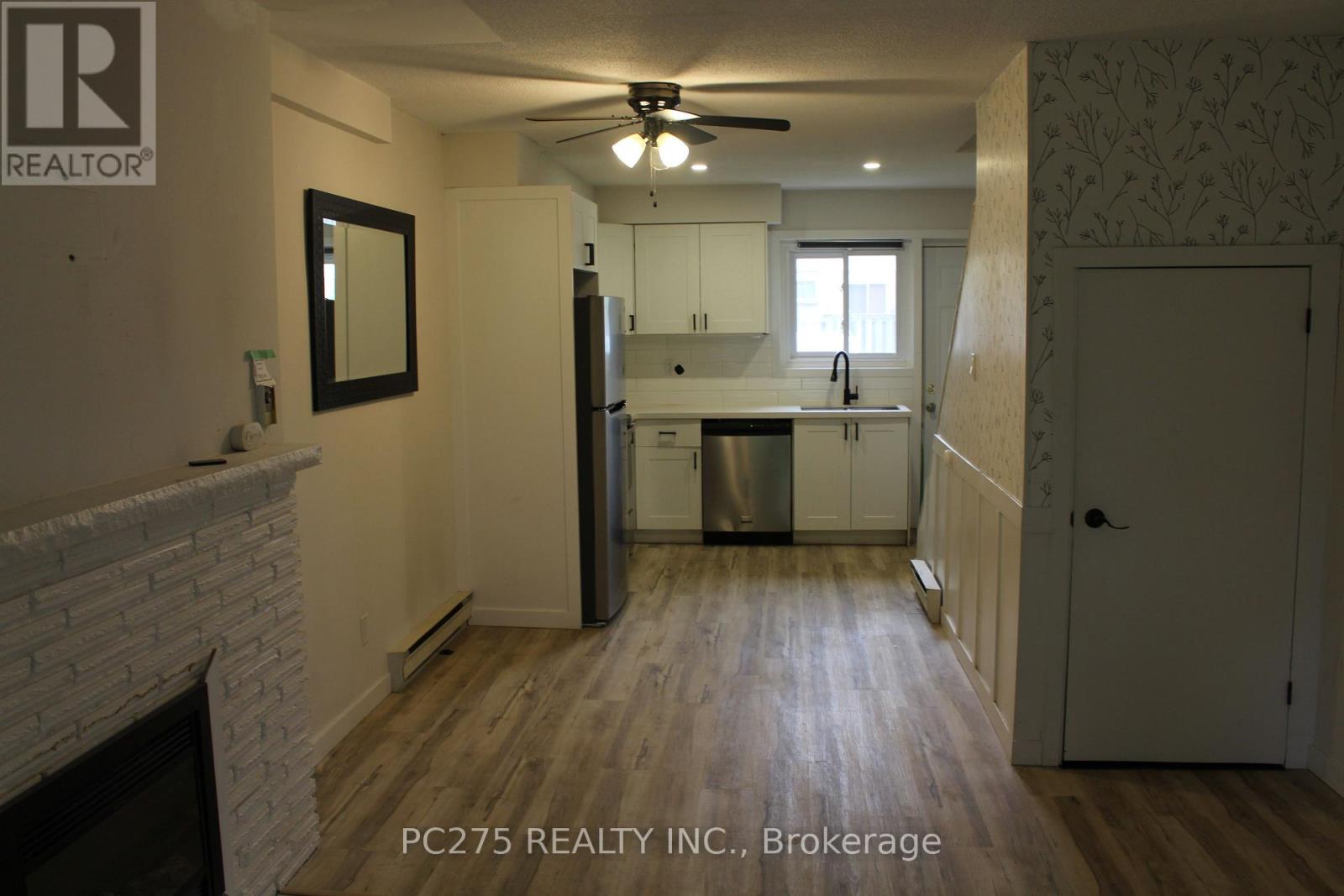 101 - 1090 Kipps Lane, London East, Ontario  N5Y 1V4 - Photo 4 - X12605738