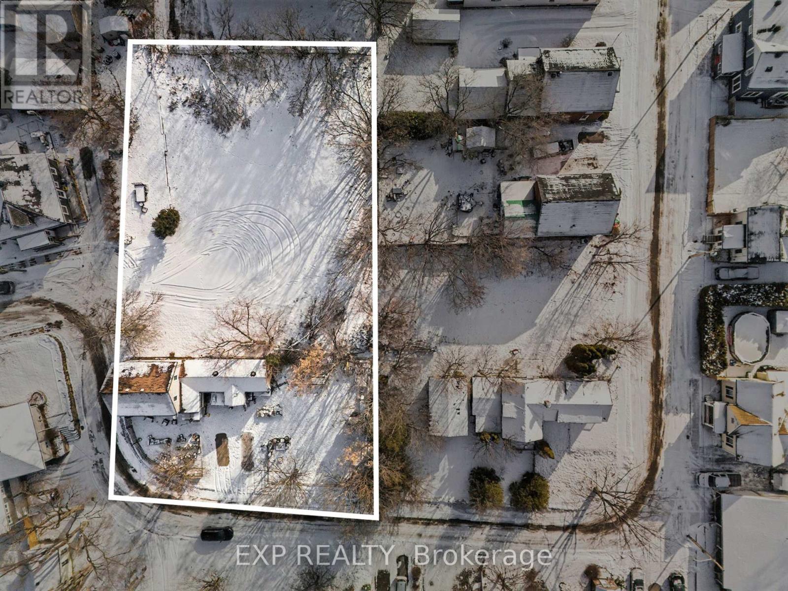 135 & 139 Charles Street, Carleton Place, Ontario  K7C 2Y4 - Photo 14 - X12605596