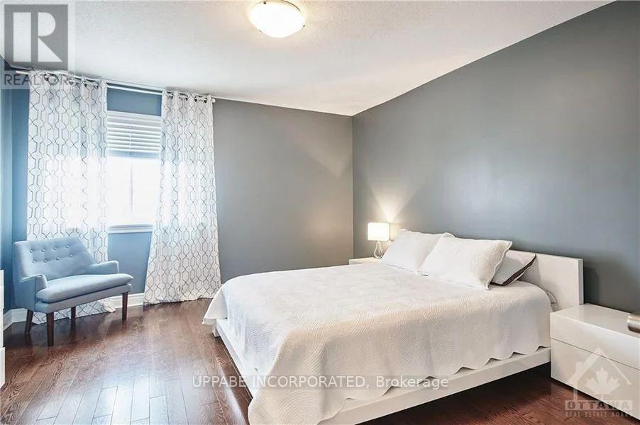 168 Whitestone Drive, Ottawa, Ontario  K2C 4C4 - Photo 7 - X12605638
