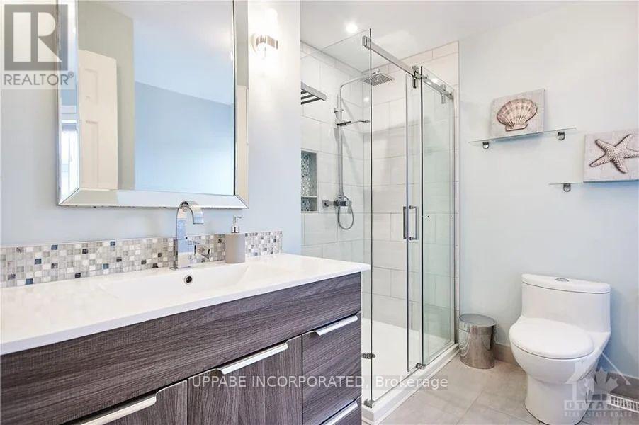 168 Whitestone Drive, Ottawa, Ontario  K2C 4C4 - Photo 8 - X12605638