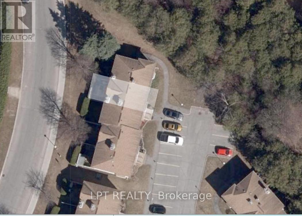 13 - 94 Mcdermot Court, Ottawa, Ontario  K2L 3V1 - Photo 2 - X12605704