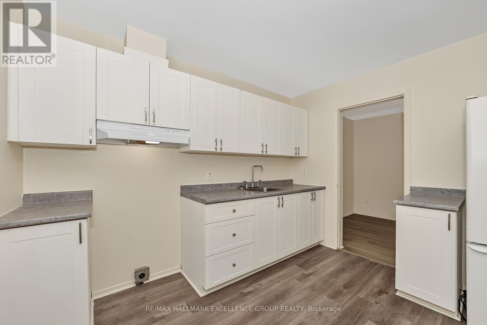 15 - 1968 Fairglen Mews, Ottawa, Ontario  K1B 5A5 - Photo 15 - X12605730