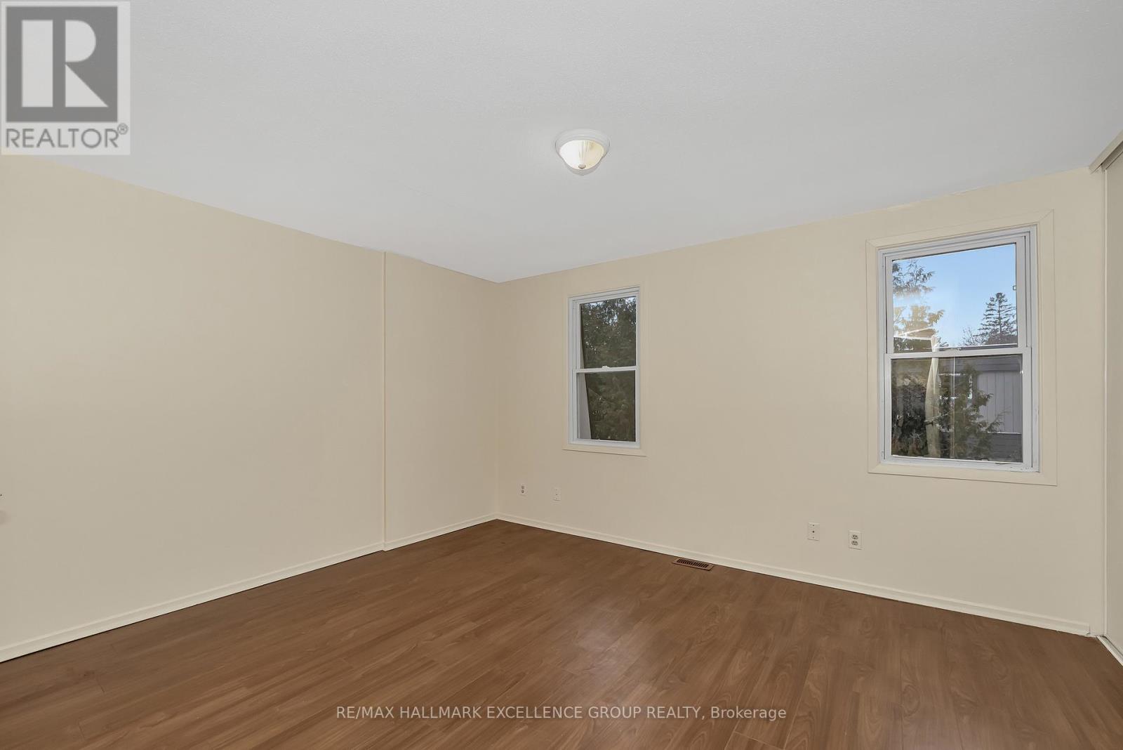 15 - 1968 Fairglen Mews, Ottawa, Ontario  K1B 5A5 - Photo 19 - X12605730