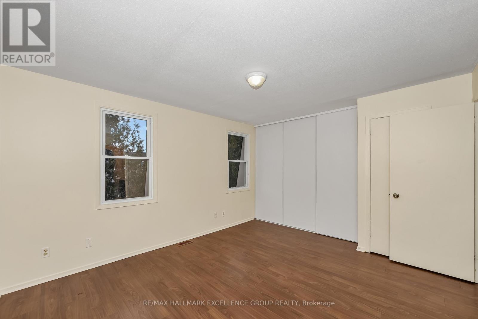 15 - 1968 Fairglen Mews, Ottawa, Ontario  K1B 5A5 - Photo 22 - X12605730