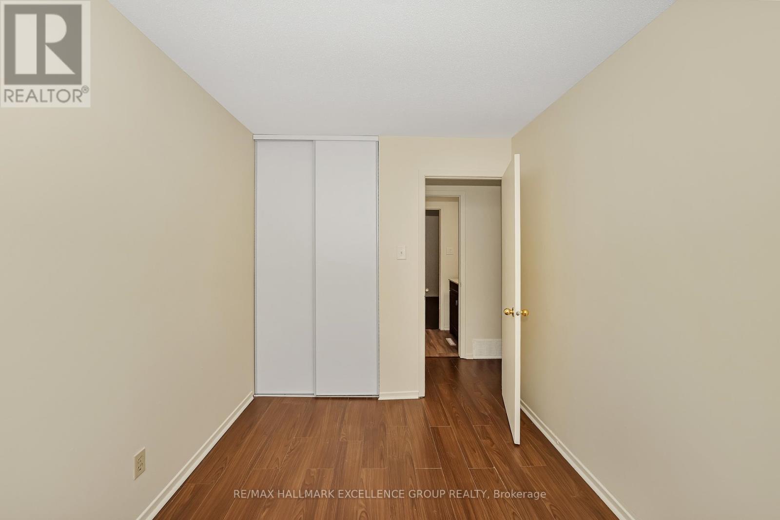 15 - 1968 Fairglen Mews, Ottawa, Ontario  K1B 5A5 - Photo 27 - X12605730