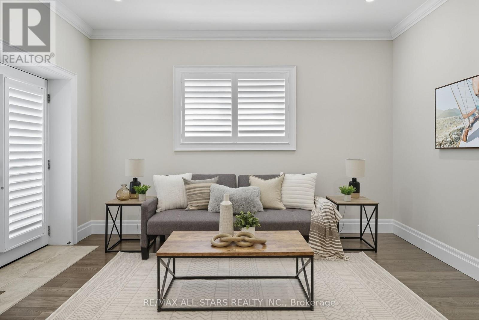 29 Patrick Drive, Aurora, Ontario  L4G 2A6 - Photo 19 - N12477000