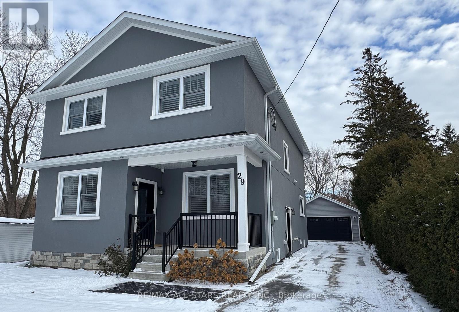 29 Patrick Drive, Aurora, Ontario  L4G 2A6 - Photo 2 - N12477000