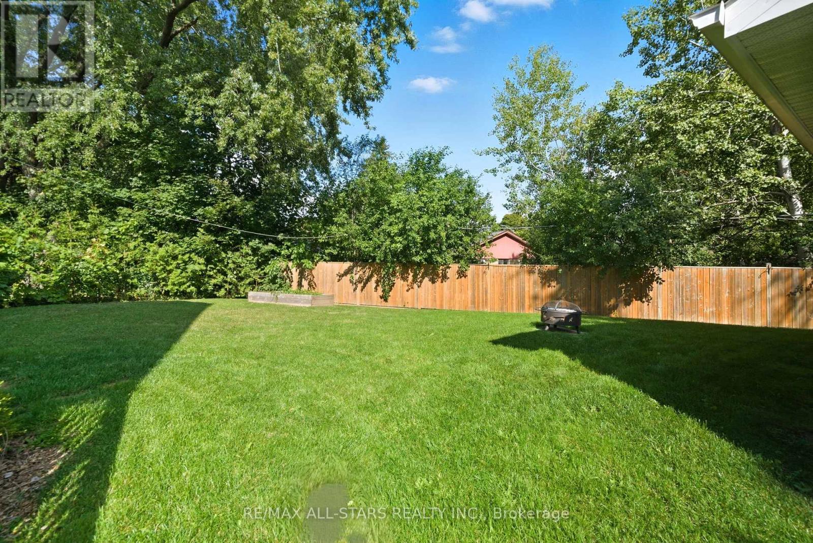 29 Patrick Drive, Aurora, Ontario  L4G 2A6 - Photo 44 - N12477000
