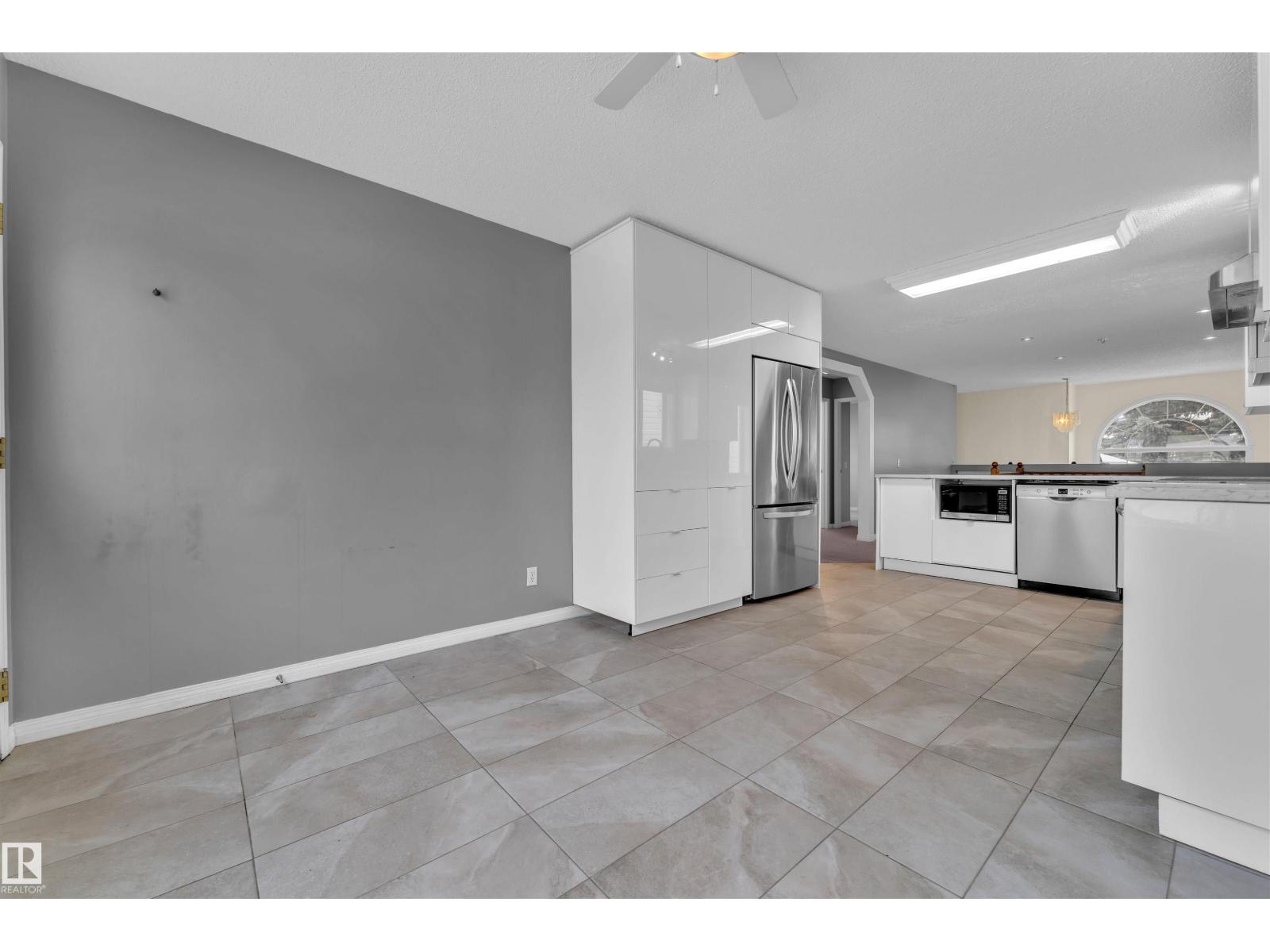 829 Blacklock Wy Sw, Edmonton, Alberta  T6W 1C6 - Photo 13 - E4467535