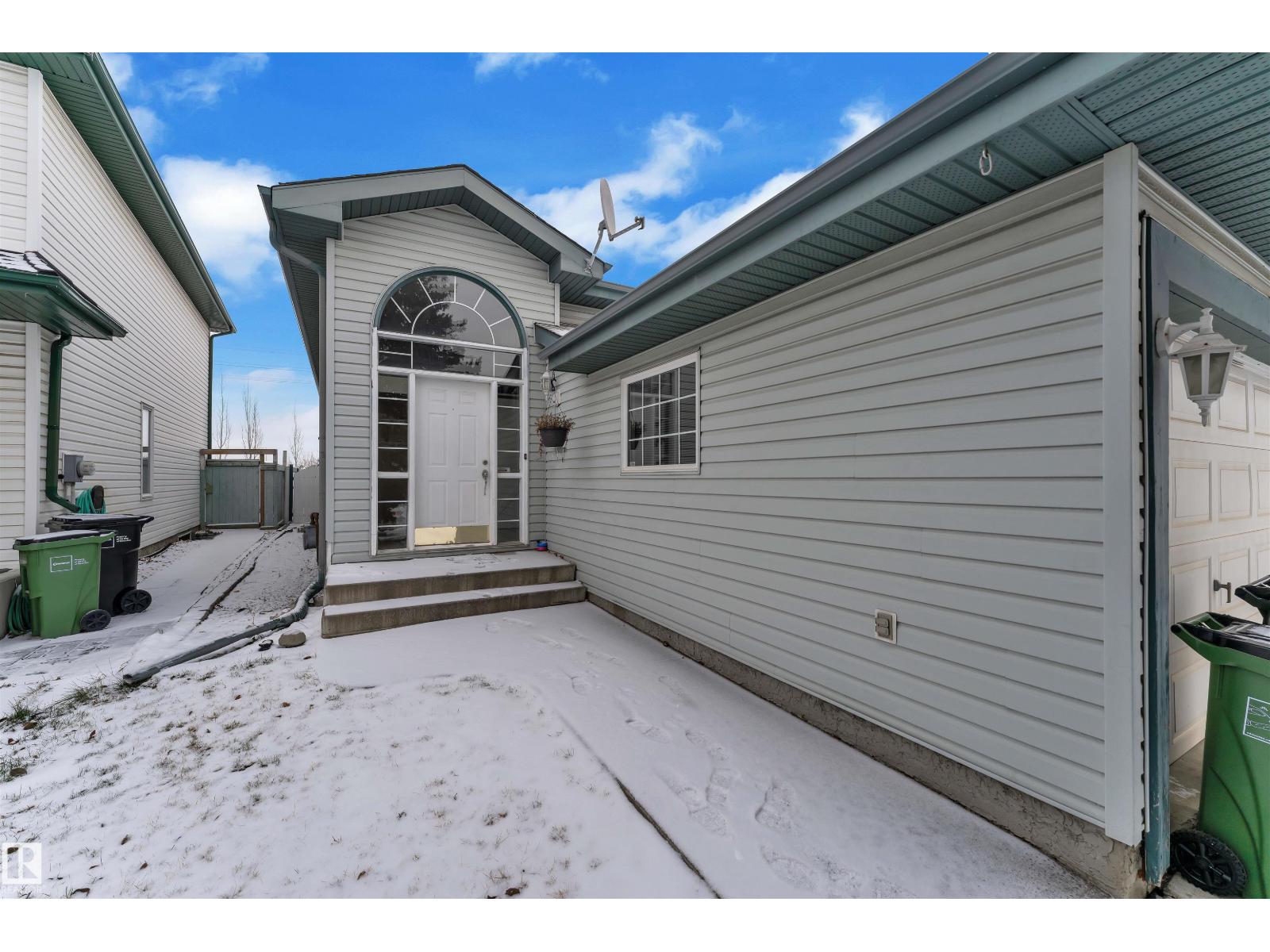 829 Blacklock Wy Sw, Edmonton, Alberta  T6W 1C6 - Photo 3 - E4467535