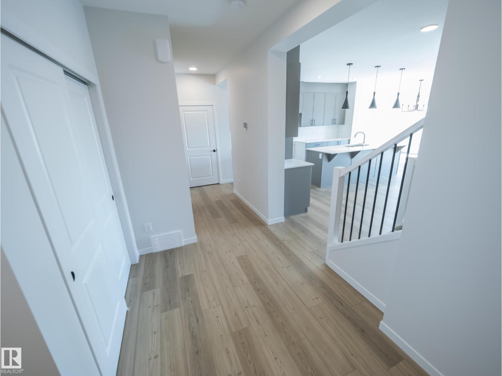 312 173 Av Nw, Edmonton, Alberta  T5Y 4G8 - Photo 3 - E4467537