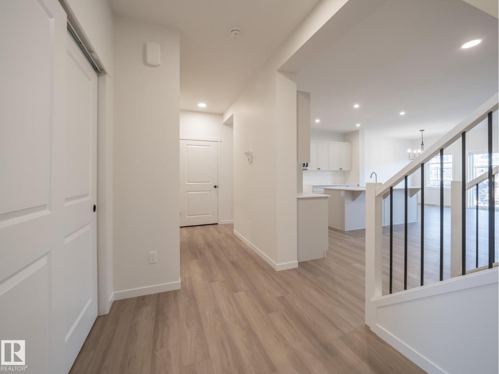 17436 2 St Nw, Edmonton, Alberta  T5Y 4G8 - Photo 7 - E4467538