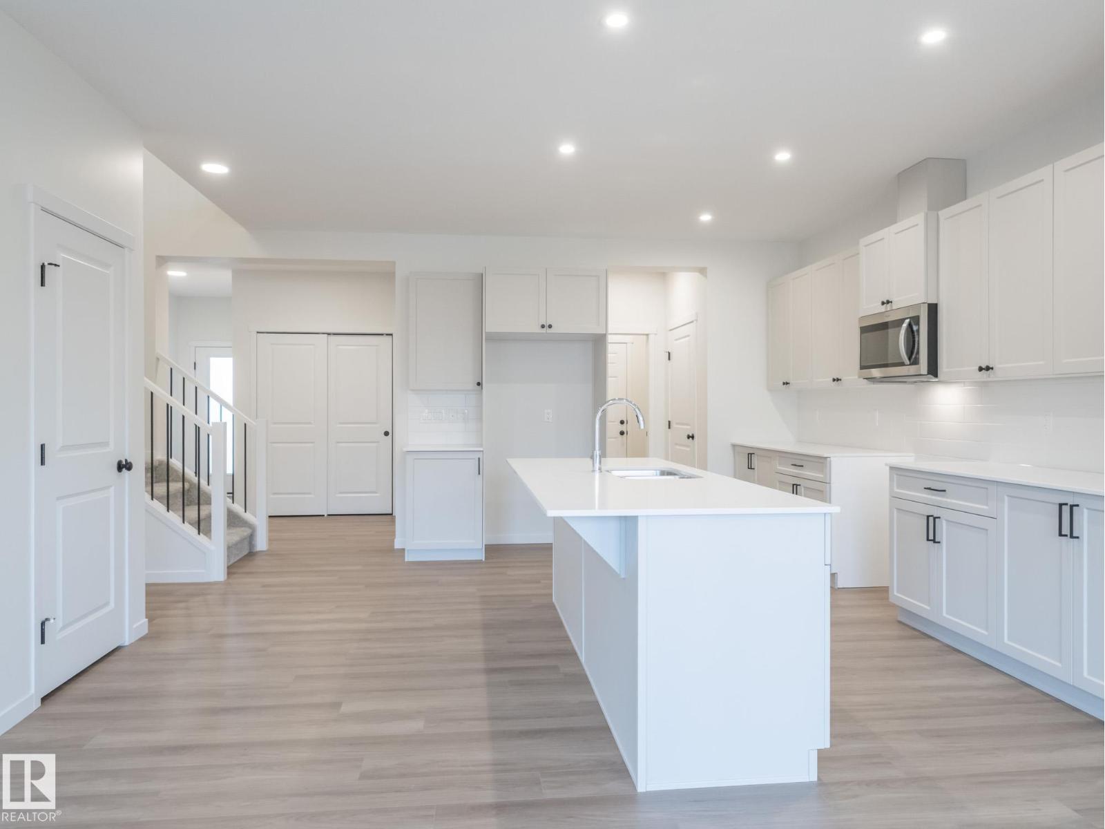 17436 2 St Nw, Edmonton, Alberta  T5Y 4G8 - Photo 9 - E4467538