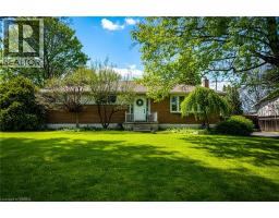 6 BAYLY Drive, Paris, Ontario