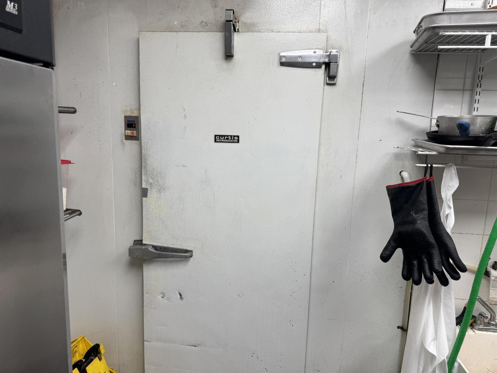 105 15785 Croydon Drive, Surrey, British Columbia V3S 2L6 - Photo 3 - C8074351