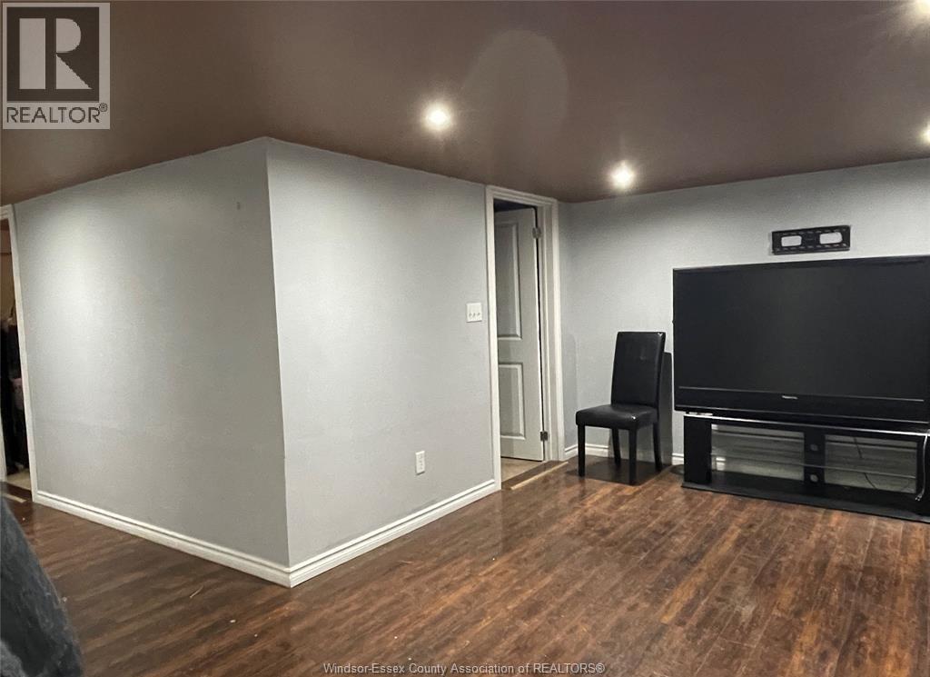 8691 Darlington, Windsor, Ontario  N8S 4M5 - Photo 11 - 25031269