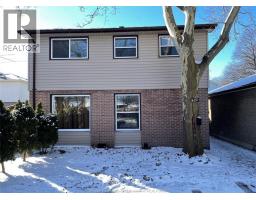8691 DARLINGTON, Windsor, Ontario