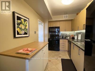 2511 - 400 Walmer Road, Toronto, Ontario  M5P 2X7 - Photo 7 - C12605760