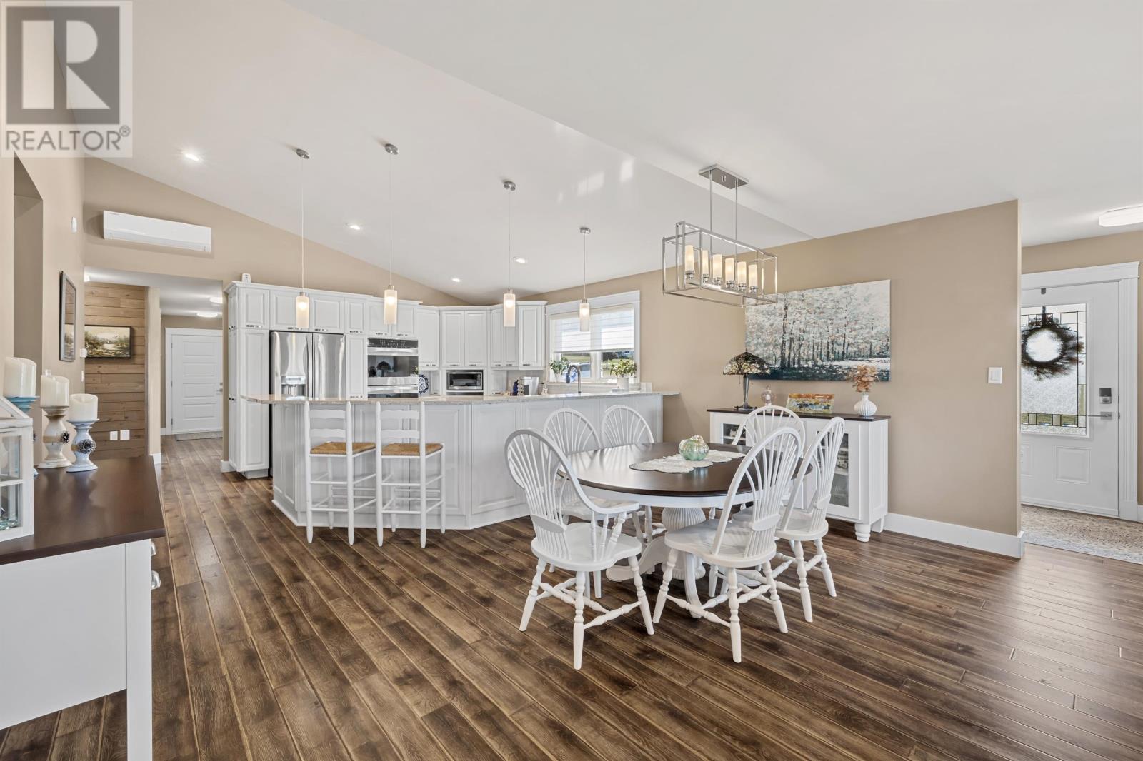 80 Pine Street, Brackley Beach, Prince Edward Island C1E 2W2 - Photo 14 - 202529128