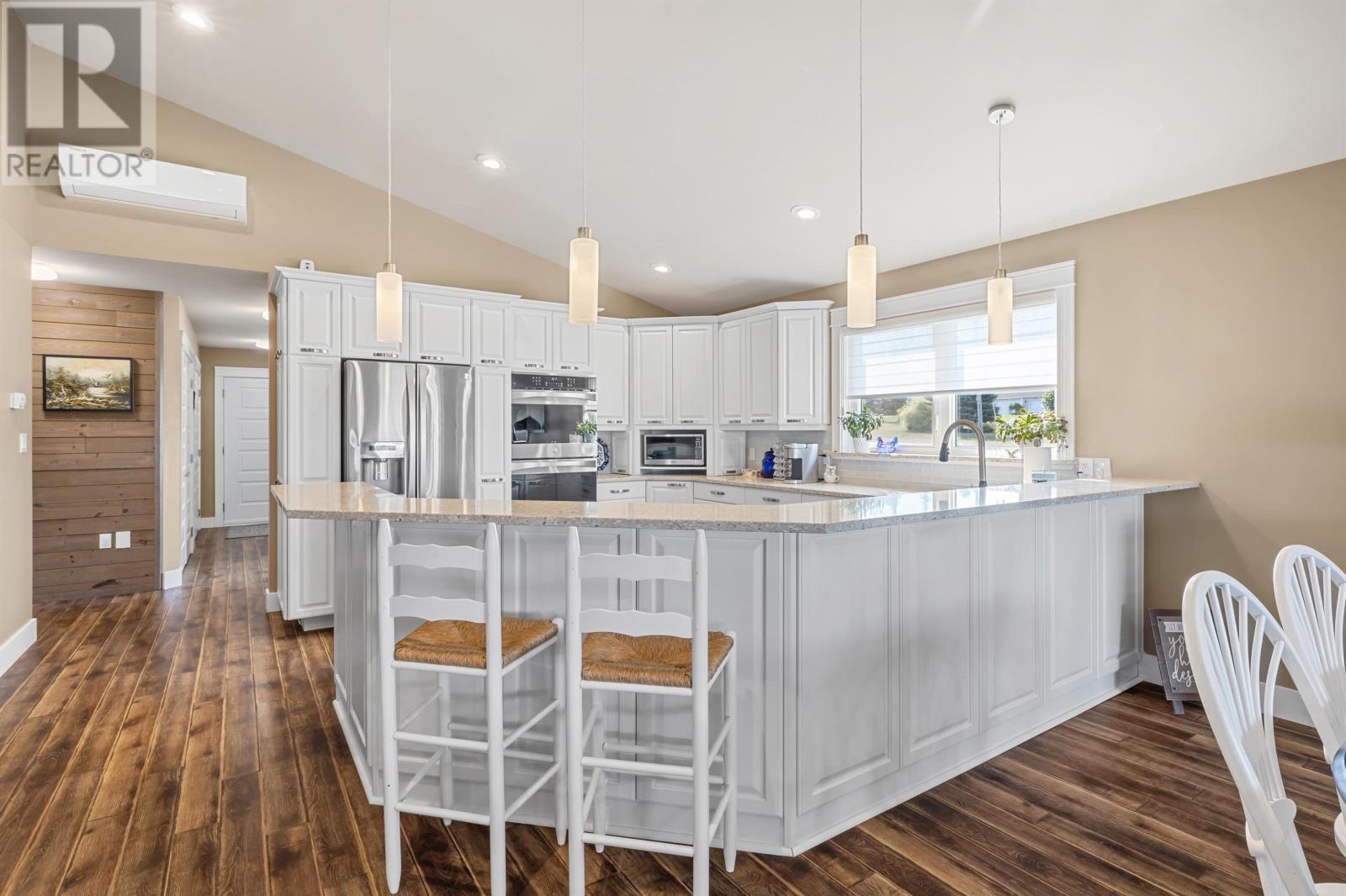 80 Pine Street, Brackley Beach, Prince Edward Island C1E 2W2 - Photo 15 - 202529128