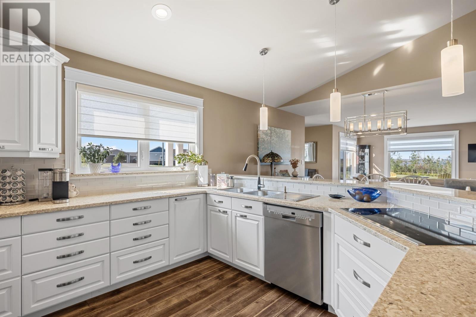 80 Pine Street, Brackley Beach, Prince Edward Island C1E 2W2 - Photo 17 - 202529128