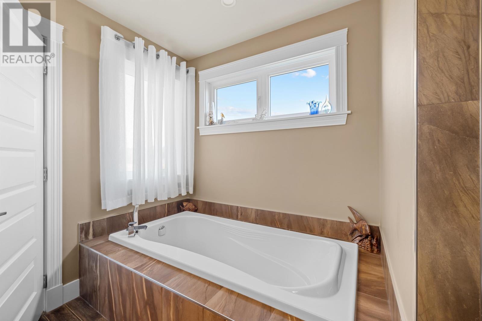 80 Pine Street, Brackley Beach, Prince Edward Island C1E 2W2 - Photo 28 - 202529128