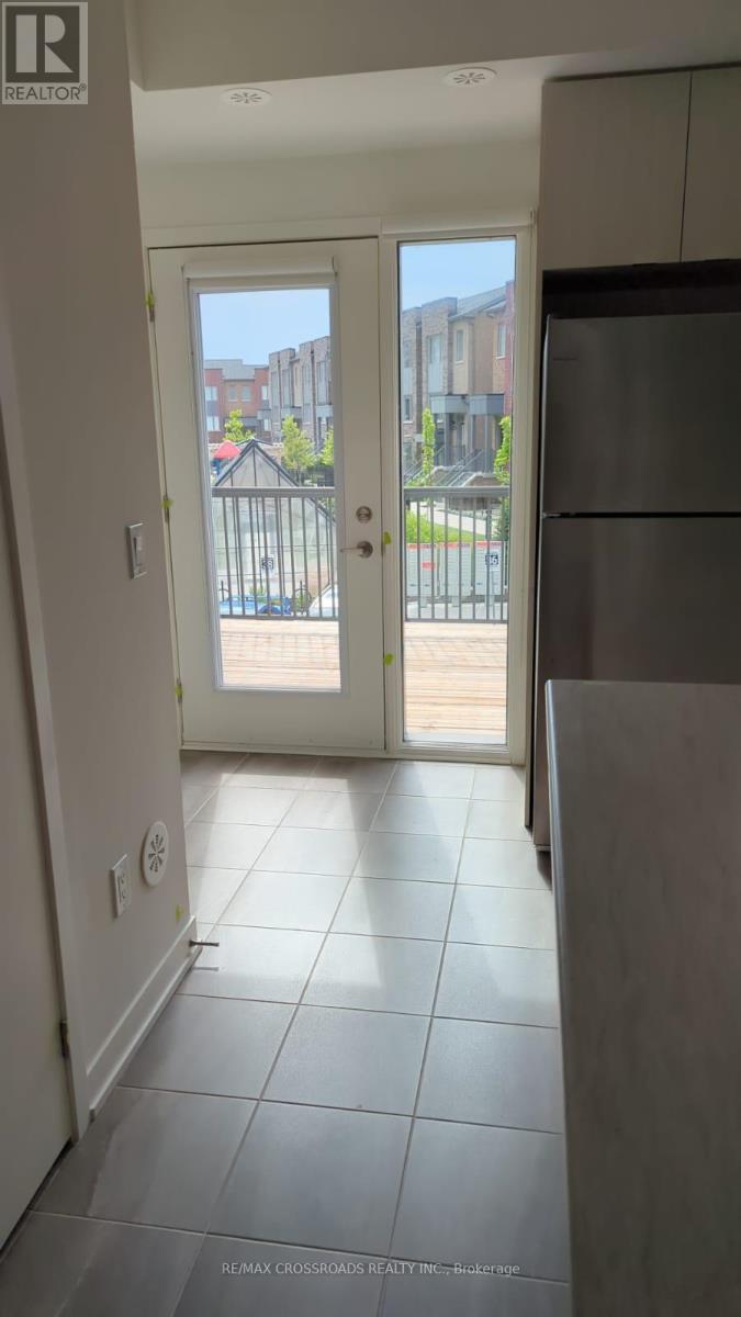 109 - 1525 Kingston Road, Pickering, Ontario  L1V 0E9 - Photo 2 - E12605654