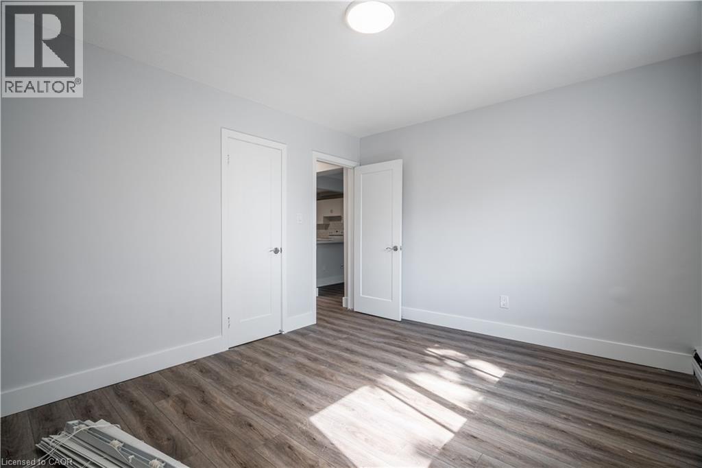 2161 Ghent Avenue Unit# 4, Burlington, Ontario  L7R 1Y6 - Photo 8 - 40764318