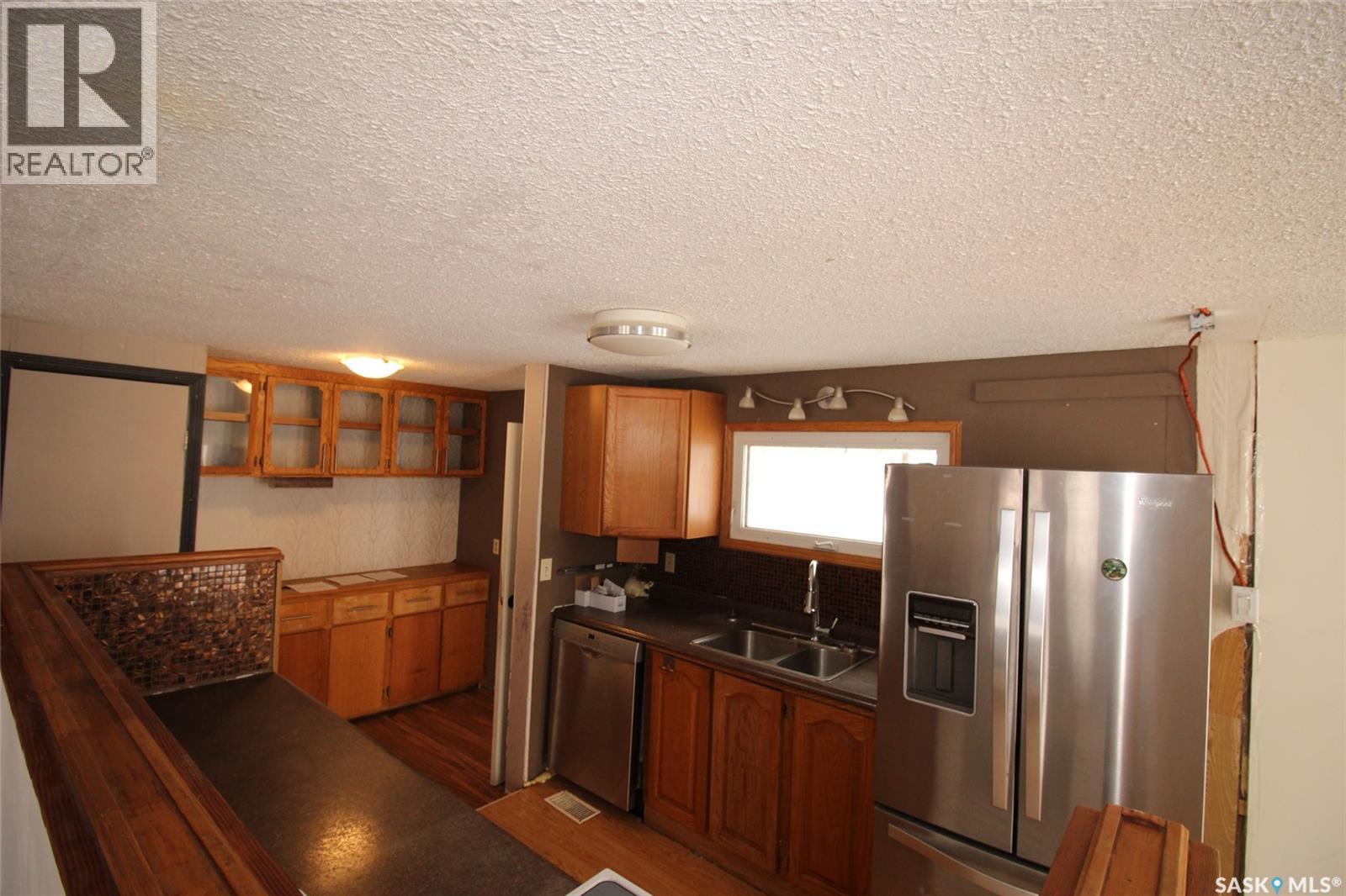 151-201 37 Highway, Shaunavon, Saskatchewan  S0N 2M0 - Photo 10 - SK025275