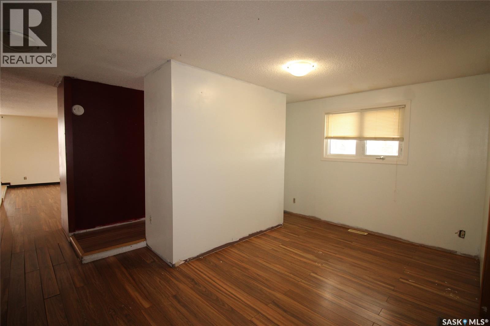 151-201 37 Highway, Shaunavon, Saskatchewan  S0N 2M0 - Photo 13 - SK025275