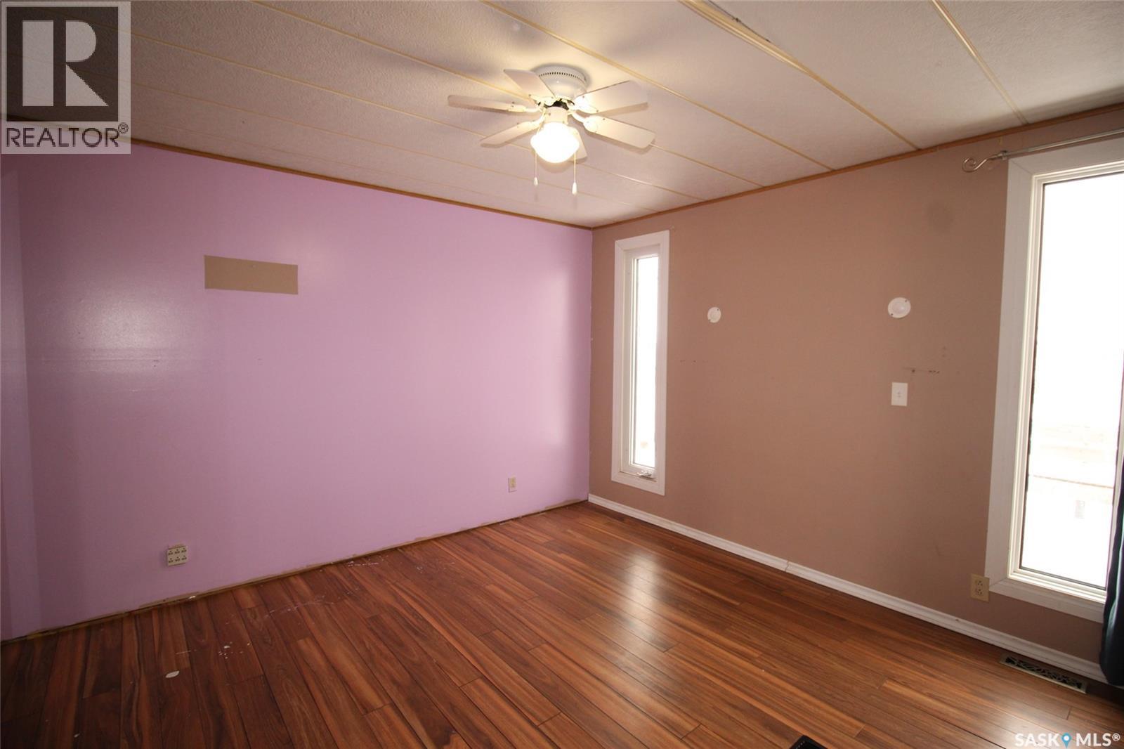 151-201 37 Highway, Shaunavon, Saskatchewan  S0N 2M0 - Photo 16 - SK025275