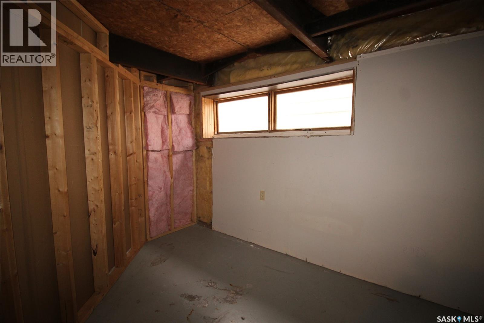 151-201 37 Highway, Shaunavon, Saskatchewan  S0N 2M0 - Photo 36 - SK025275