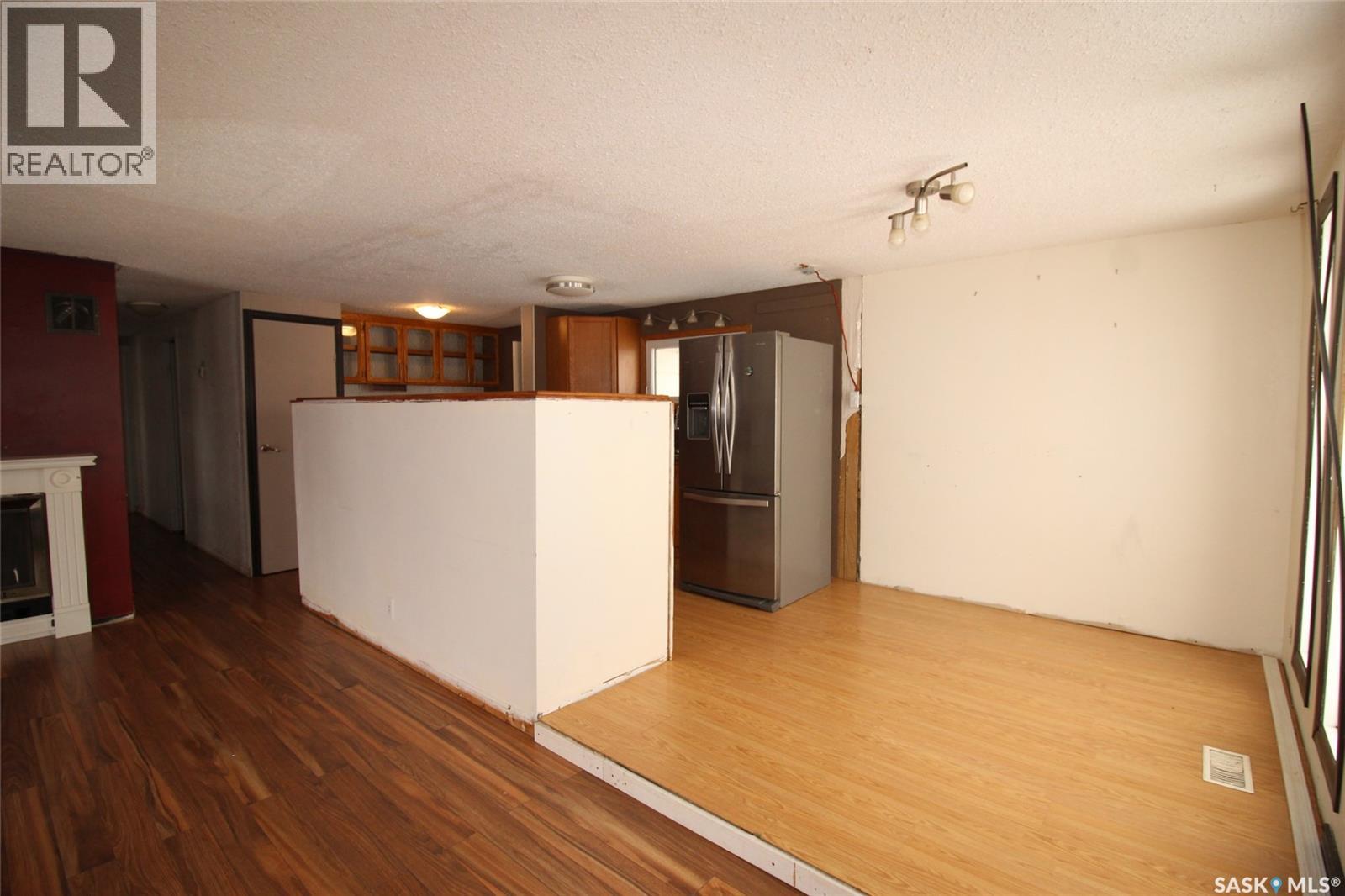 151-201 37 Highway, Shaunavon, Saskatchewan  S0N 2M0 - Photo 7 - SK025275