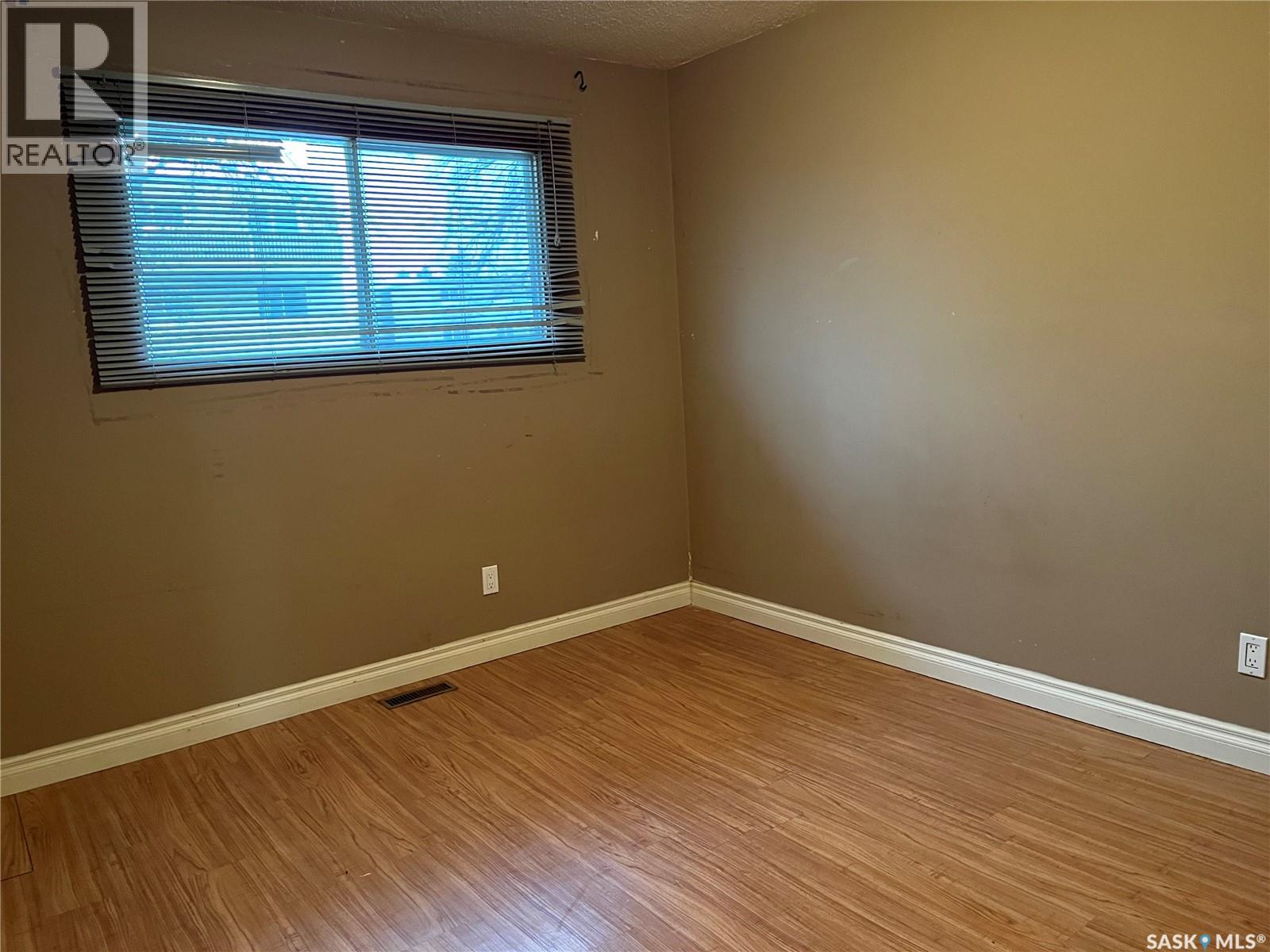 7 Mcmurchy Avenue, Regina, Saskatchewan  S4R 3G1 - Photo 10 - SK025190