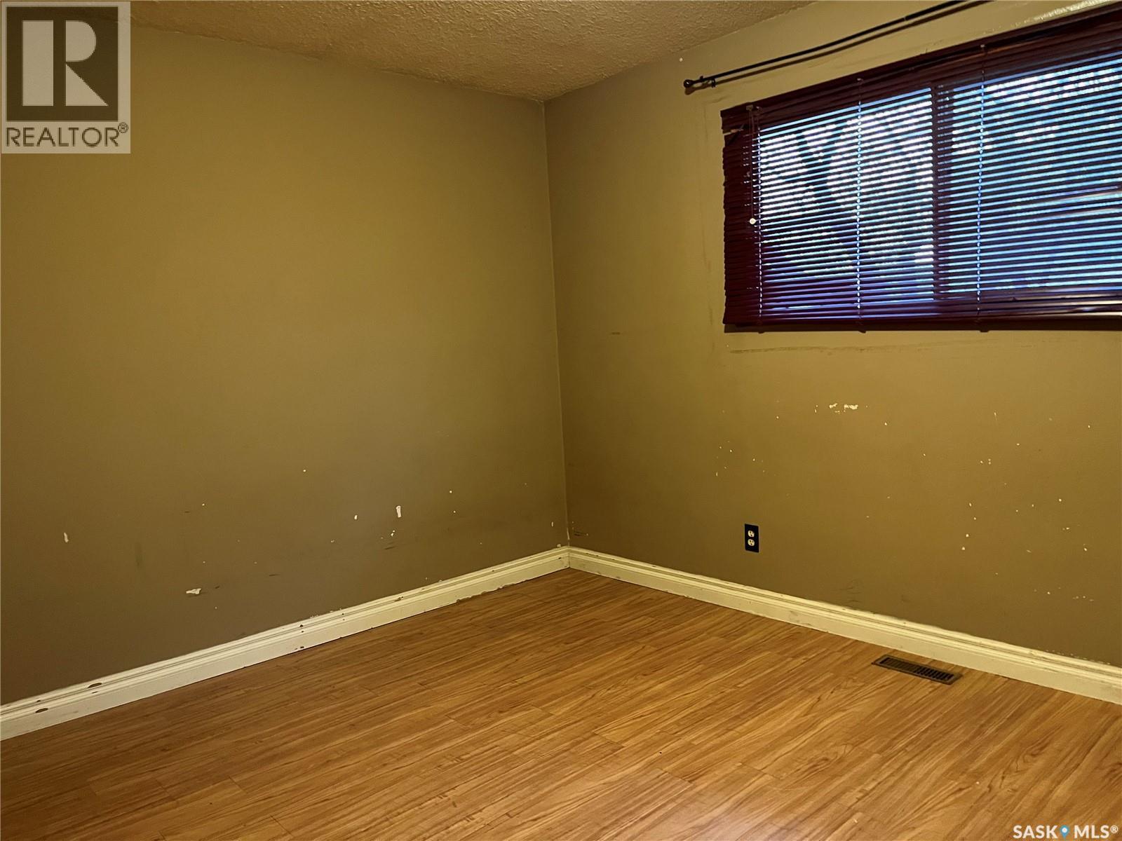 7 Mcmurchy Avenue, Regina, Saskatchewan  S4R 3G1 - Photo 5 - SK025190